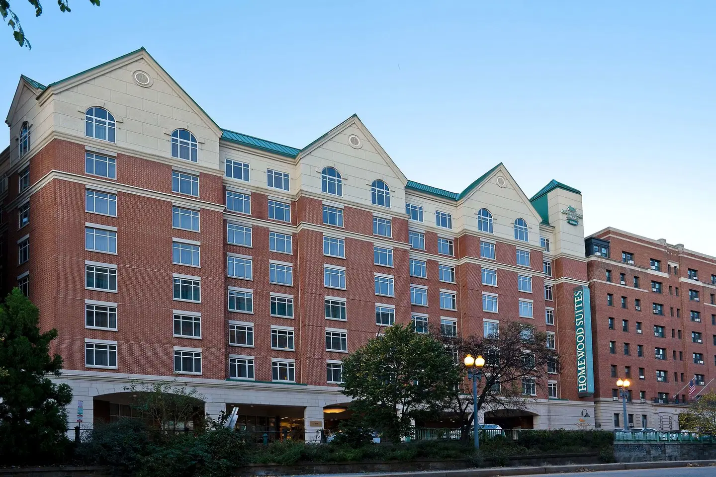 Homewood Suites by Hilton Washington, D.C. Downtown EXTERIOR