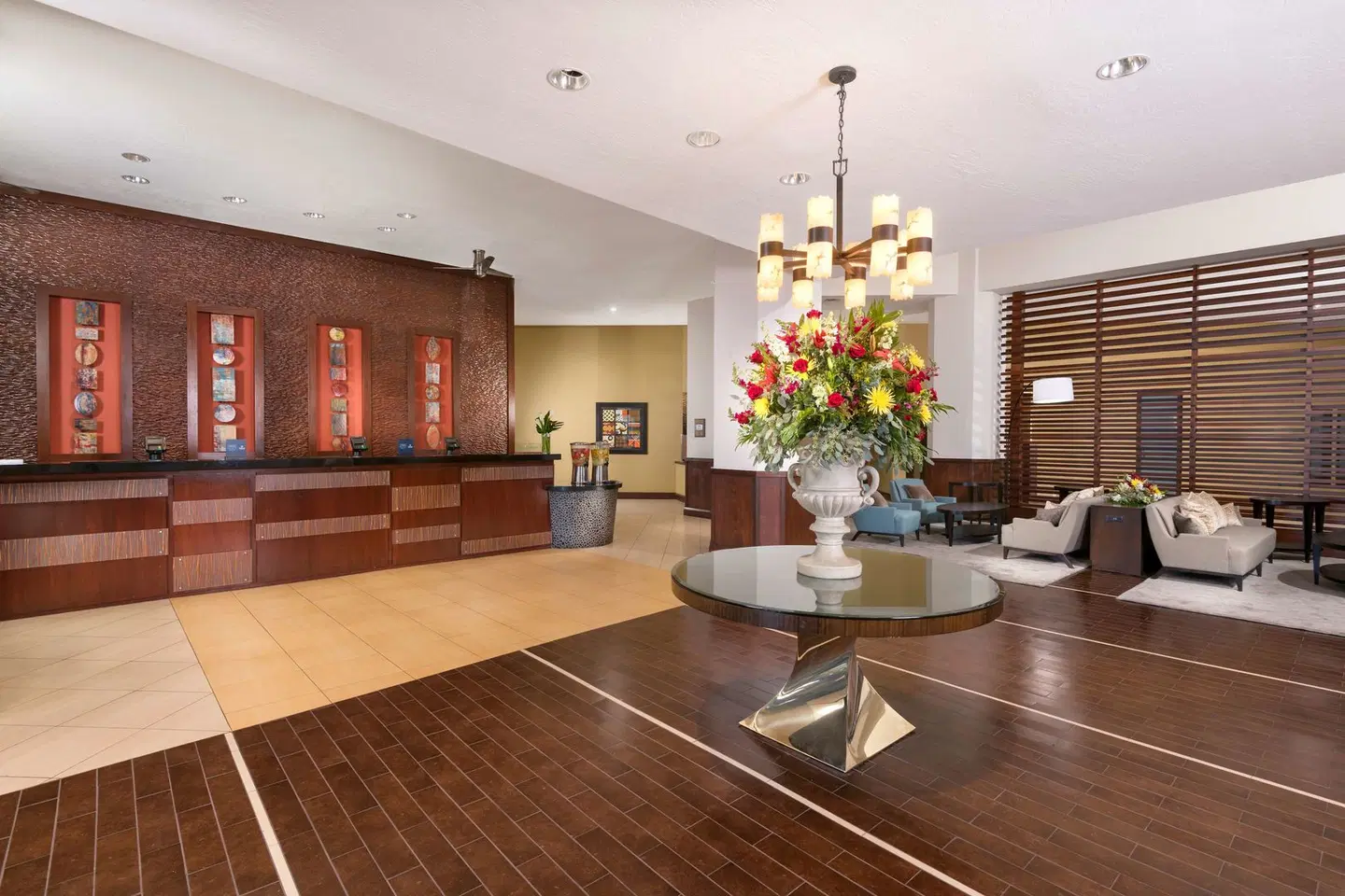 DoubleTree by Hilton Phoenix Mesa LOUNGE_LOBBY