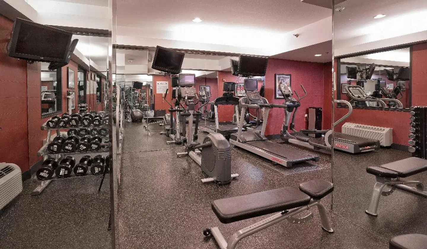 Holiday Inn Washington-Central/White House by IHG Bar