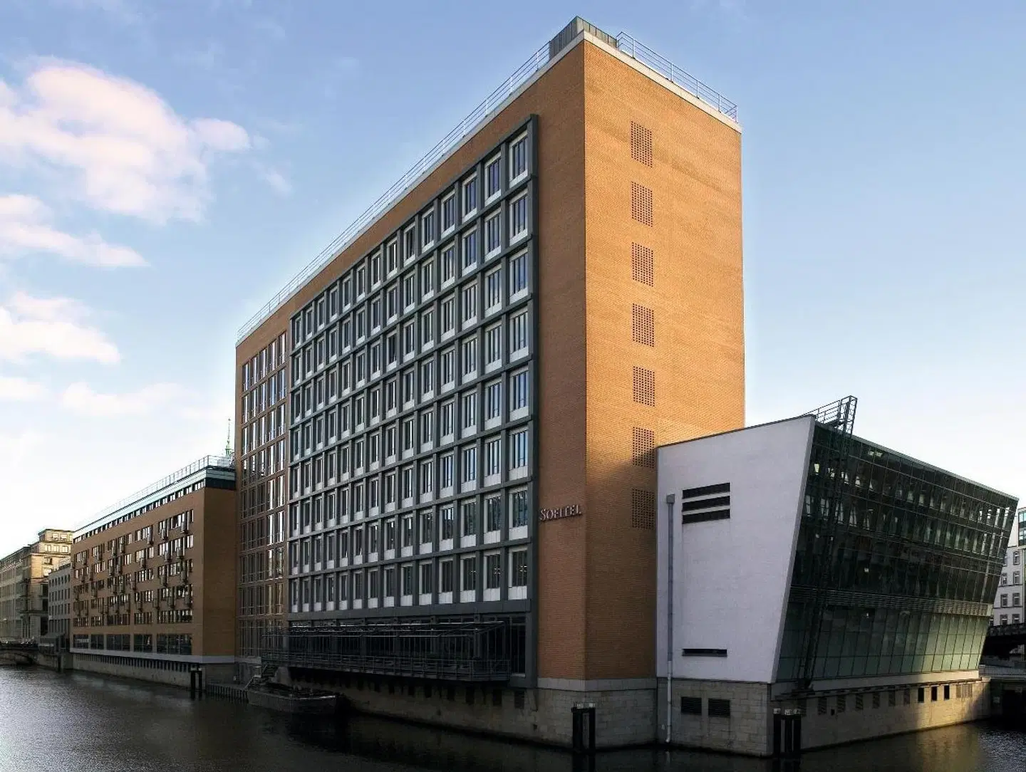 Sofitel Hamburg Alter Wall Hotel EXTERIOR