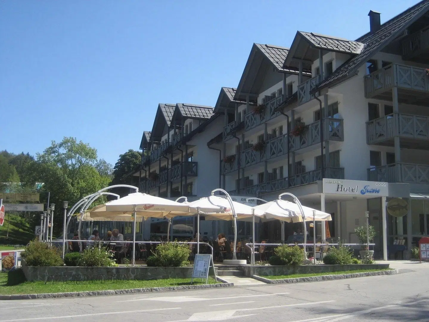 Jezero EXTERIOR