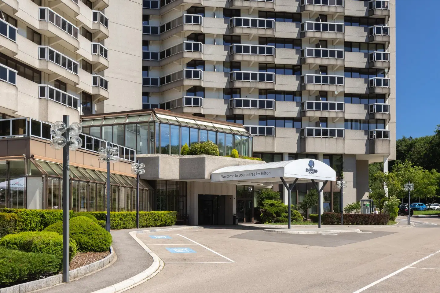 DoubleTree by Hilton Hotel Luxembourg EXTERIOR