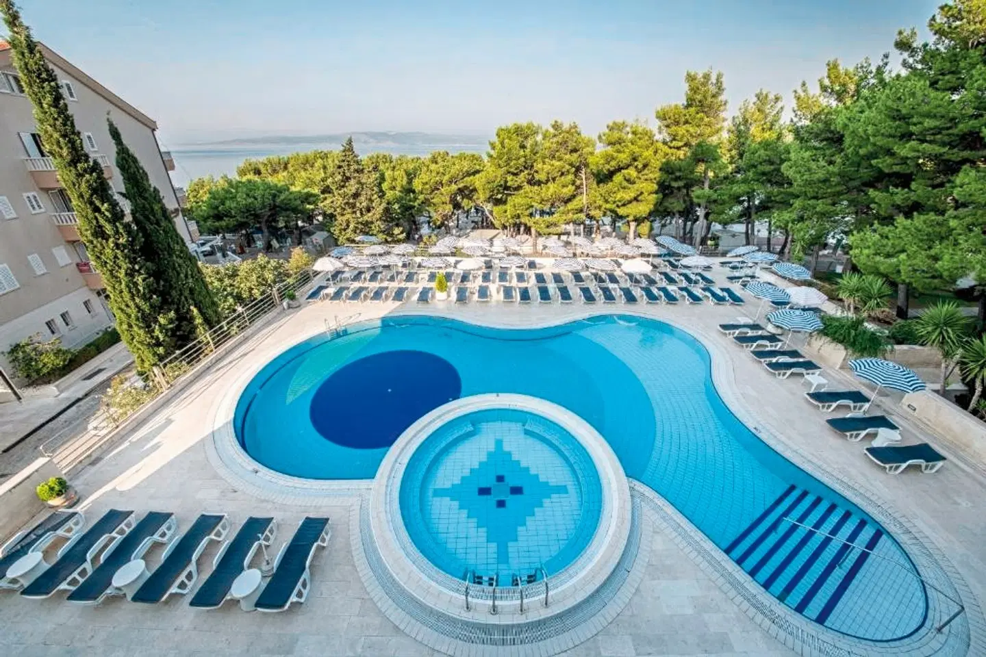 Horizont OUTDOOR_POOL