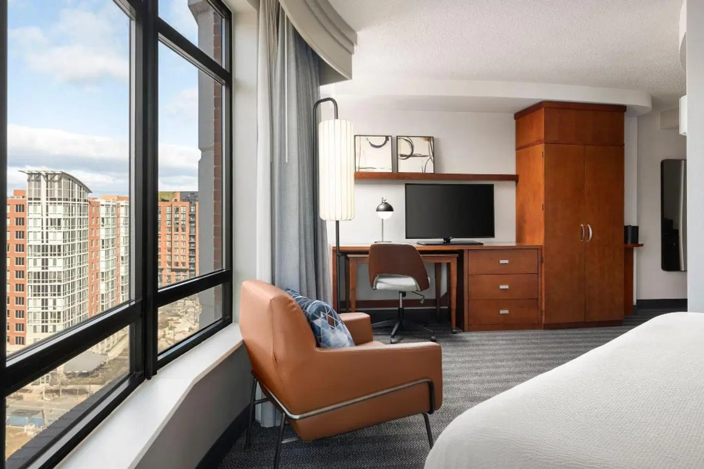 Courtyard by Marriott Washington Capitol Hill/Navy Yard ROOM_EXAMPLE