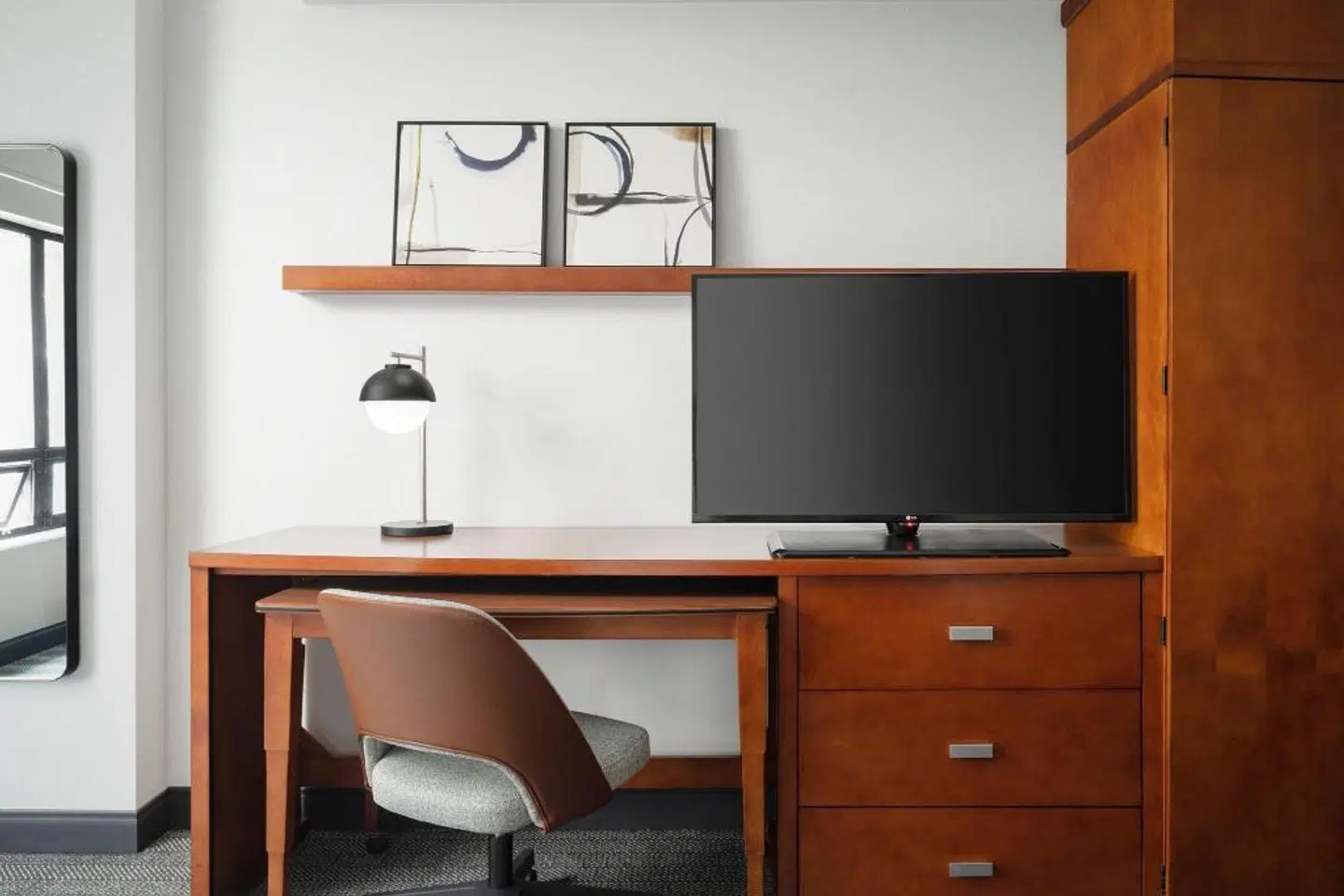 Courtyard by Marriott Washington Capitol Hill/Navy Yard ROOM_EXAMPLE