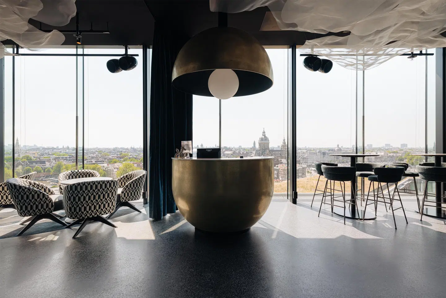 DoubleTree by Hilton Amsterdam Centraal Station Terrasse