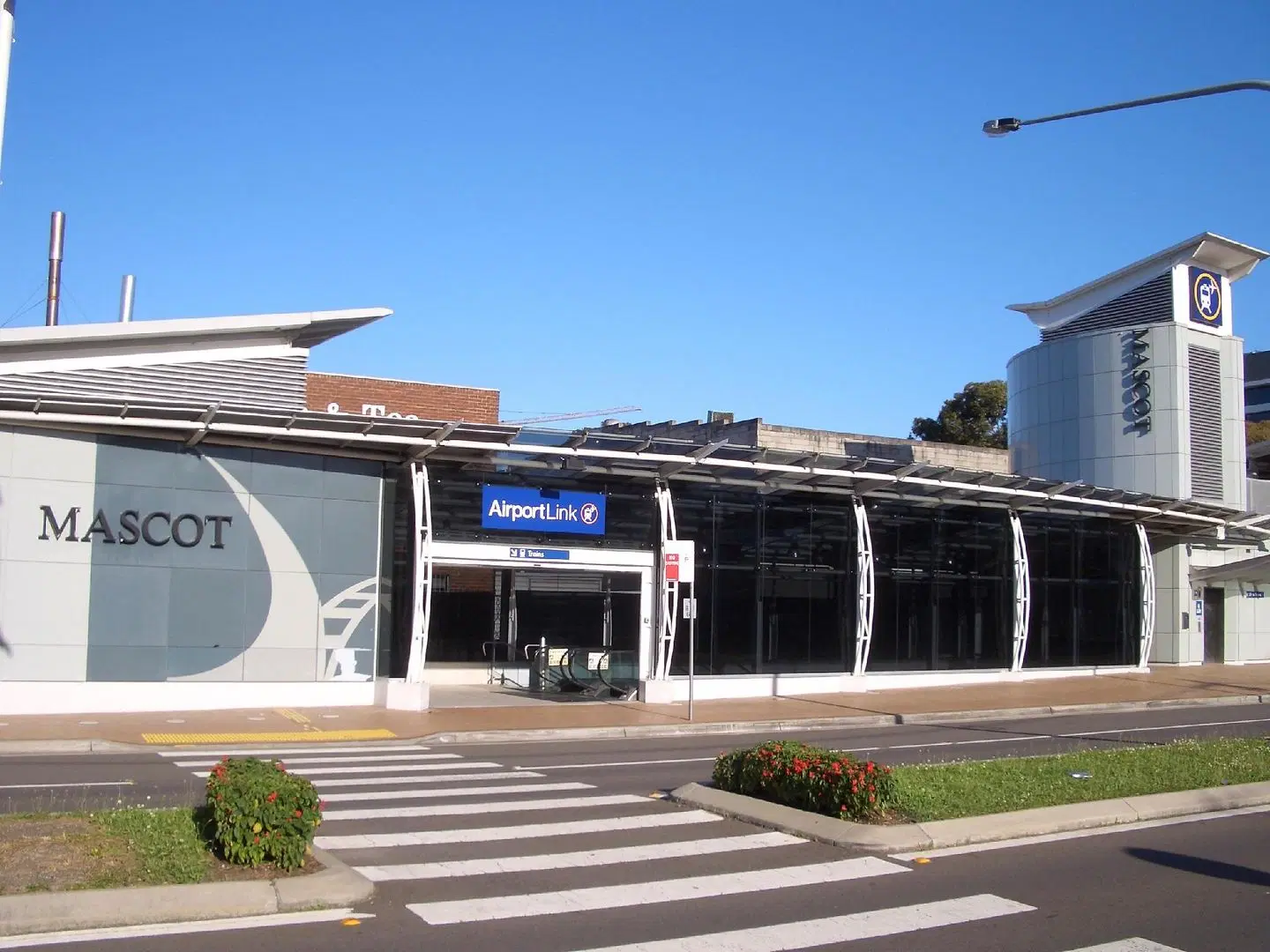 Adina Apartment Hotel Sydney Airport EXTERIOR