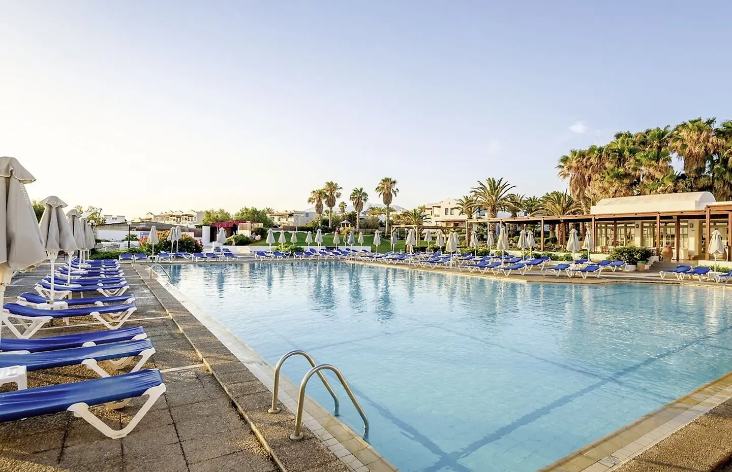 Annabelle Beach Resort OUTDOOR_POOL