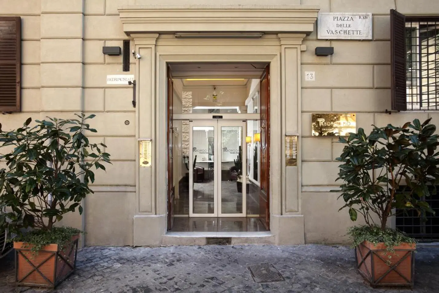 Trianon Borgo Pio Aparthotel EXTERIOR