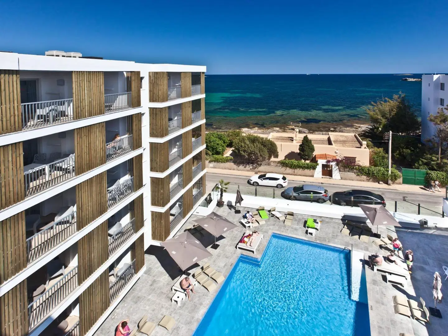 Ryans Ibiza OUTDOOR_POOL
