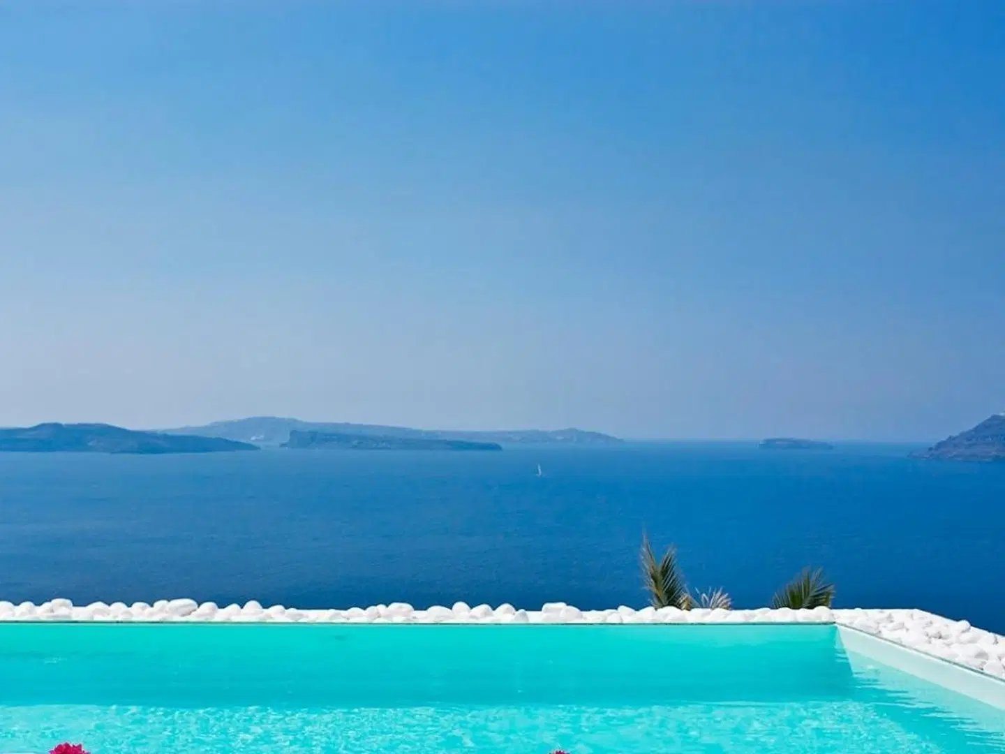 Villaki Oia LANDSCAPE