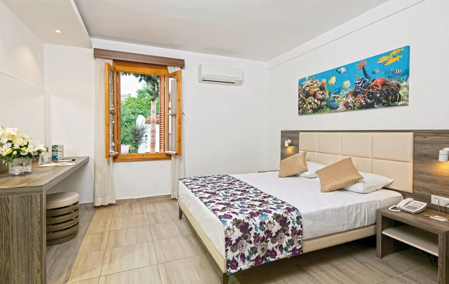 Club Kastalia ROOM_EXAMPLE