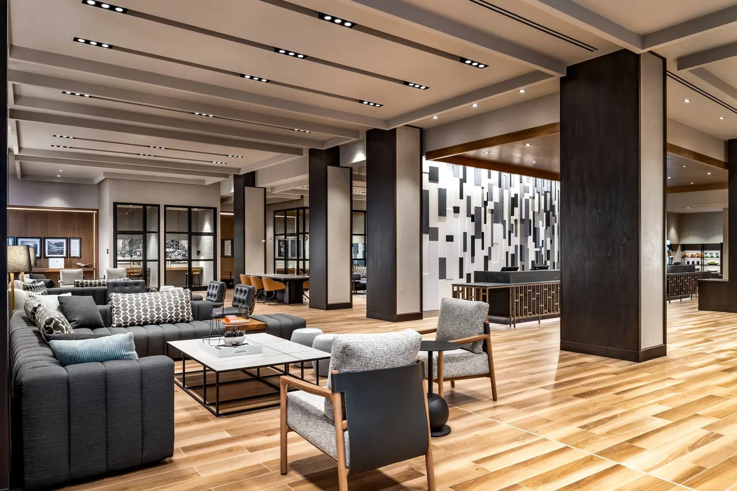 Sheraton Gateway Hotel in Toronto International Airport LOUNGE_LOBBY