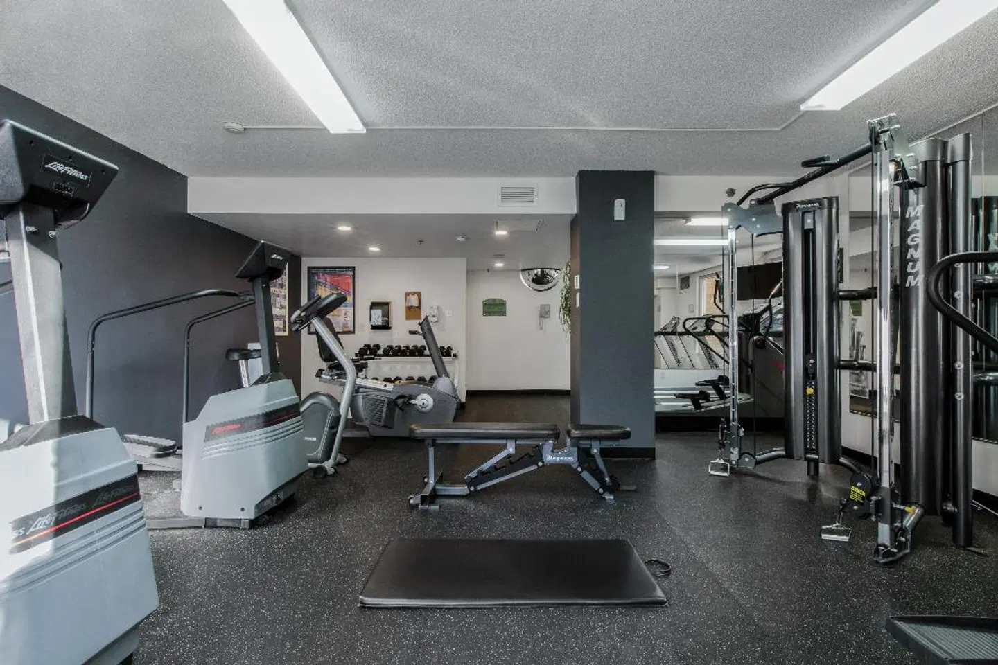 Hôtel Faubourg Montréal SPORTS_AND_LEISURE