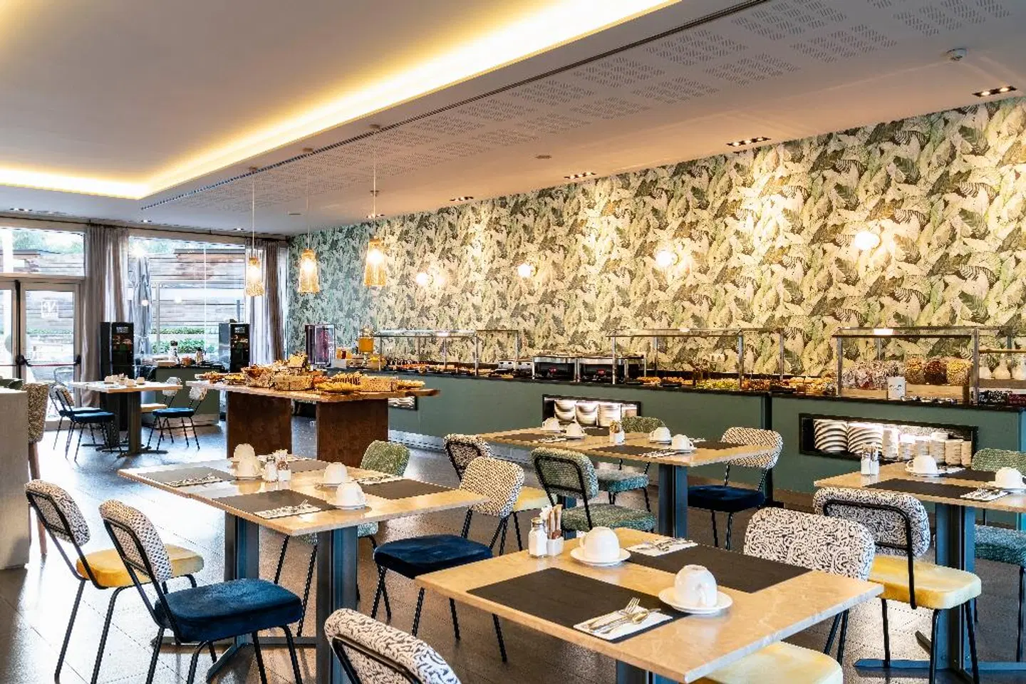 Vincci Maritimo Restaurant