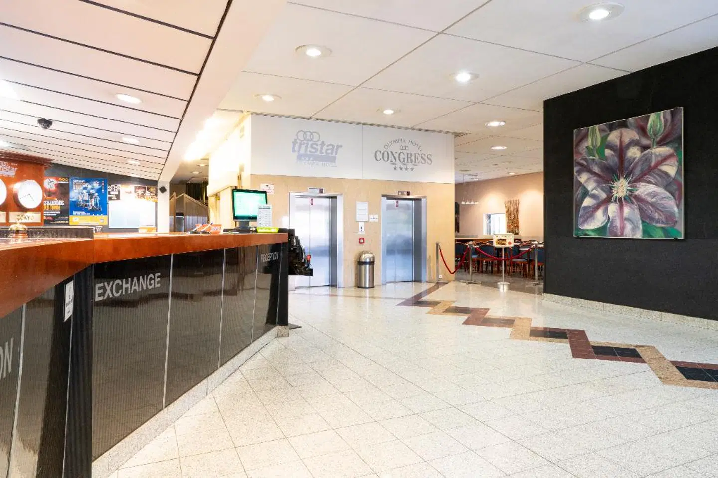 Olympik Tristar LOUNGE_LOBBY