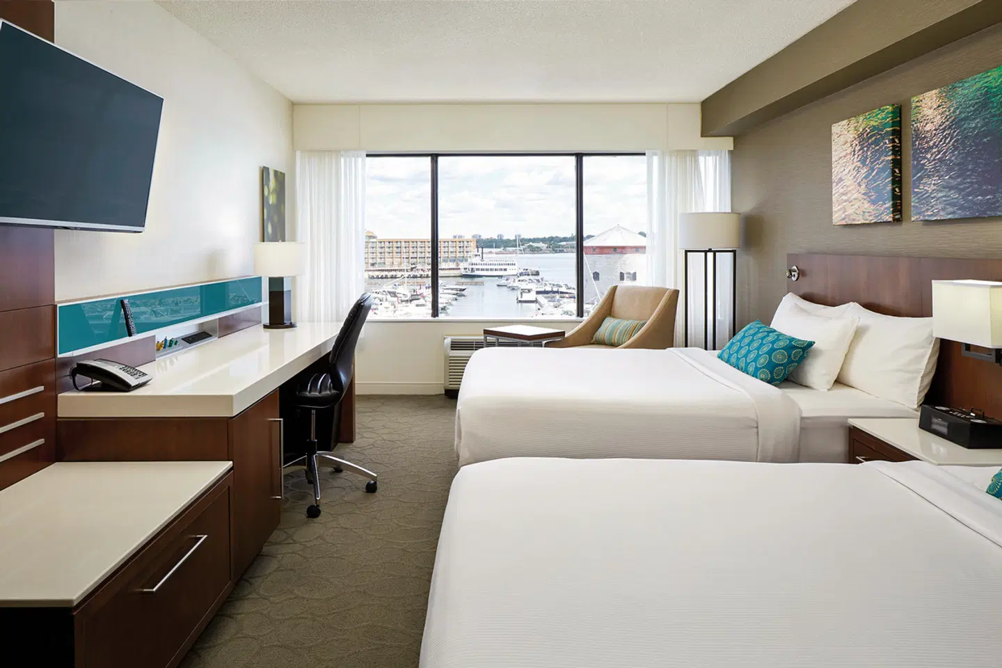 Delta Hotels by Marriott Kingston Waterfront ROOM_EXAMPLE