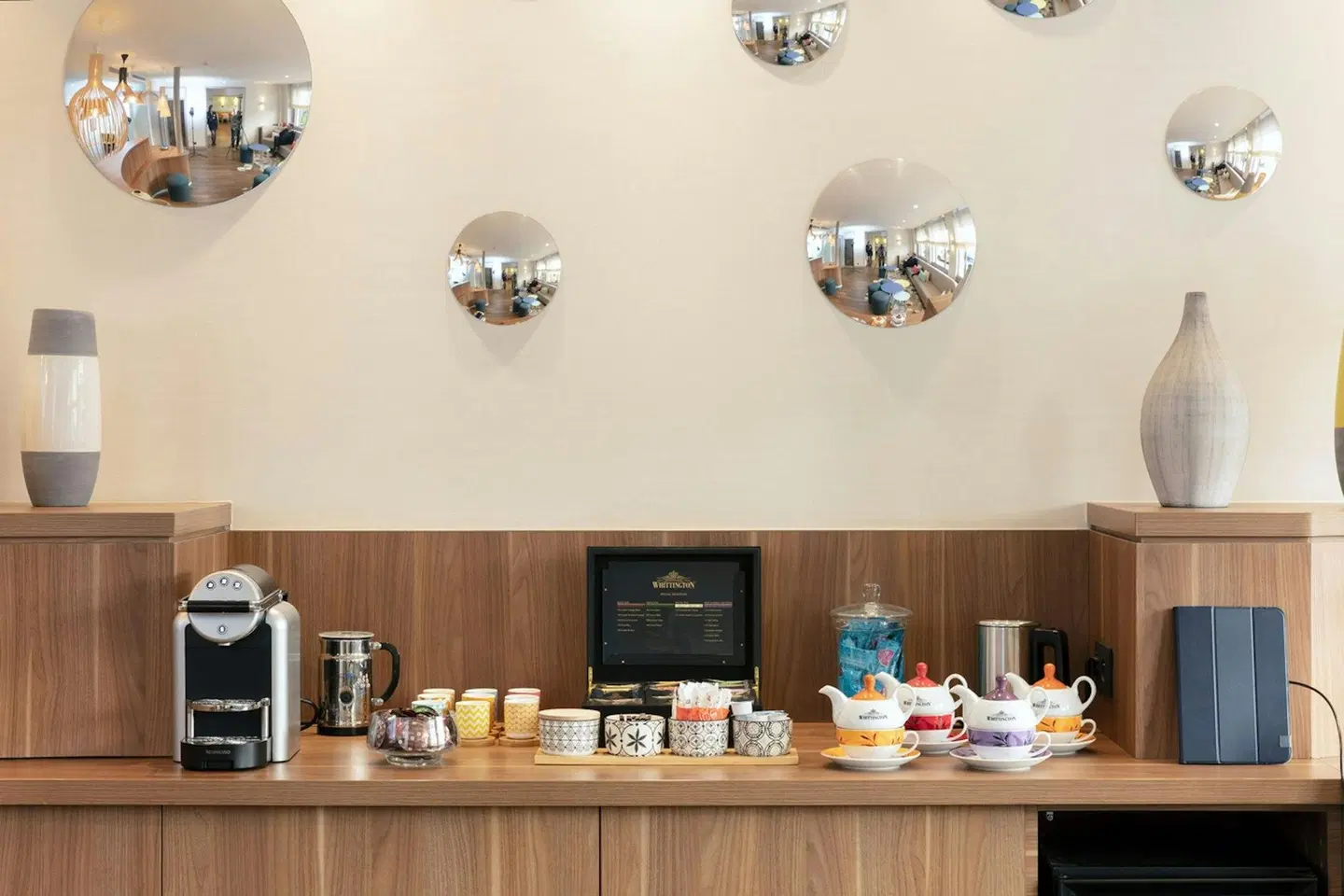 des Nations Saint Germain Bar