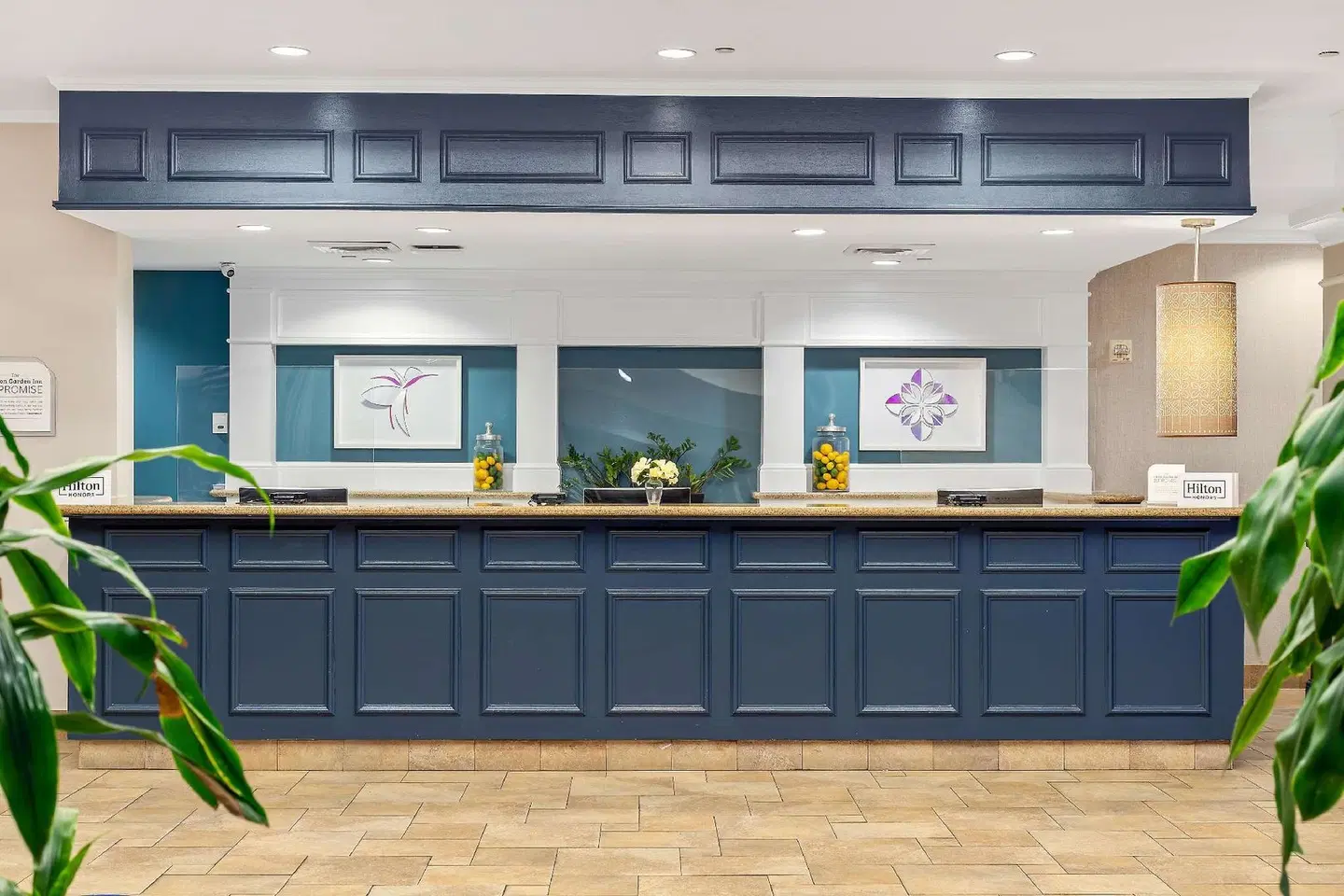Hilton Garden Inn New Orleans French Quarter/CBD LOUNGE_LOBBY