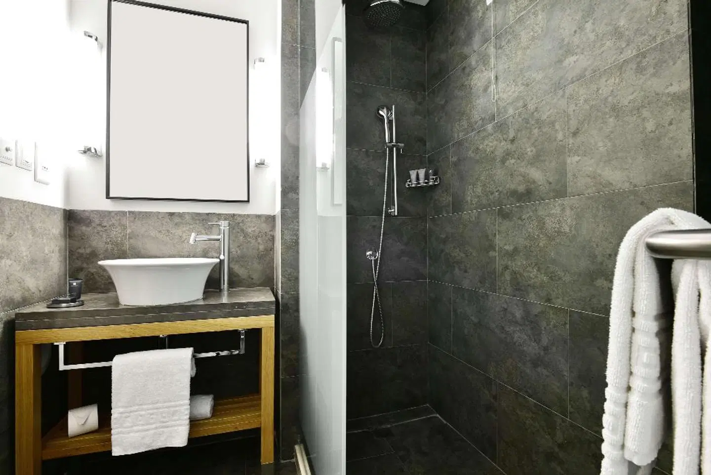 Dolce CampoReal Lisboa Badezimmer