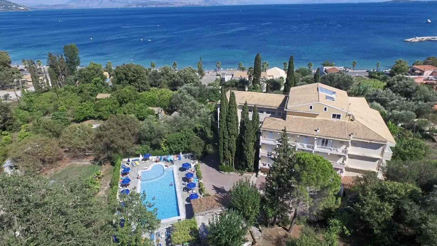 Ipsos Beach Hotel EXTERIOR