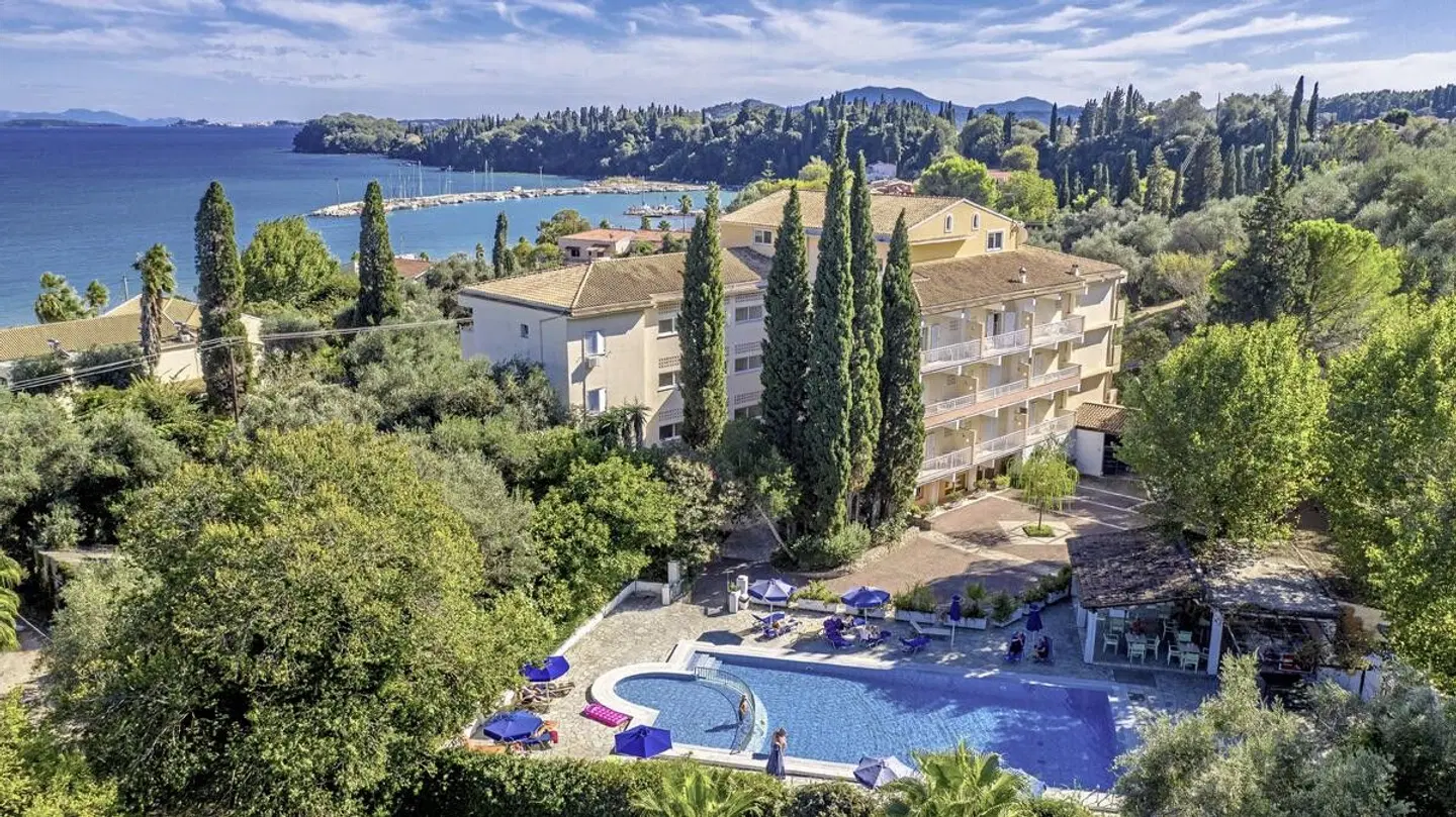Ipsos Beach Hotel EXTERIOR