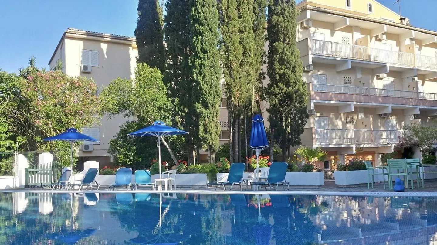 Ipsos Beach Hotel OUTDOOR_POOL