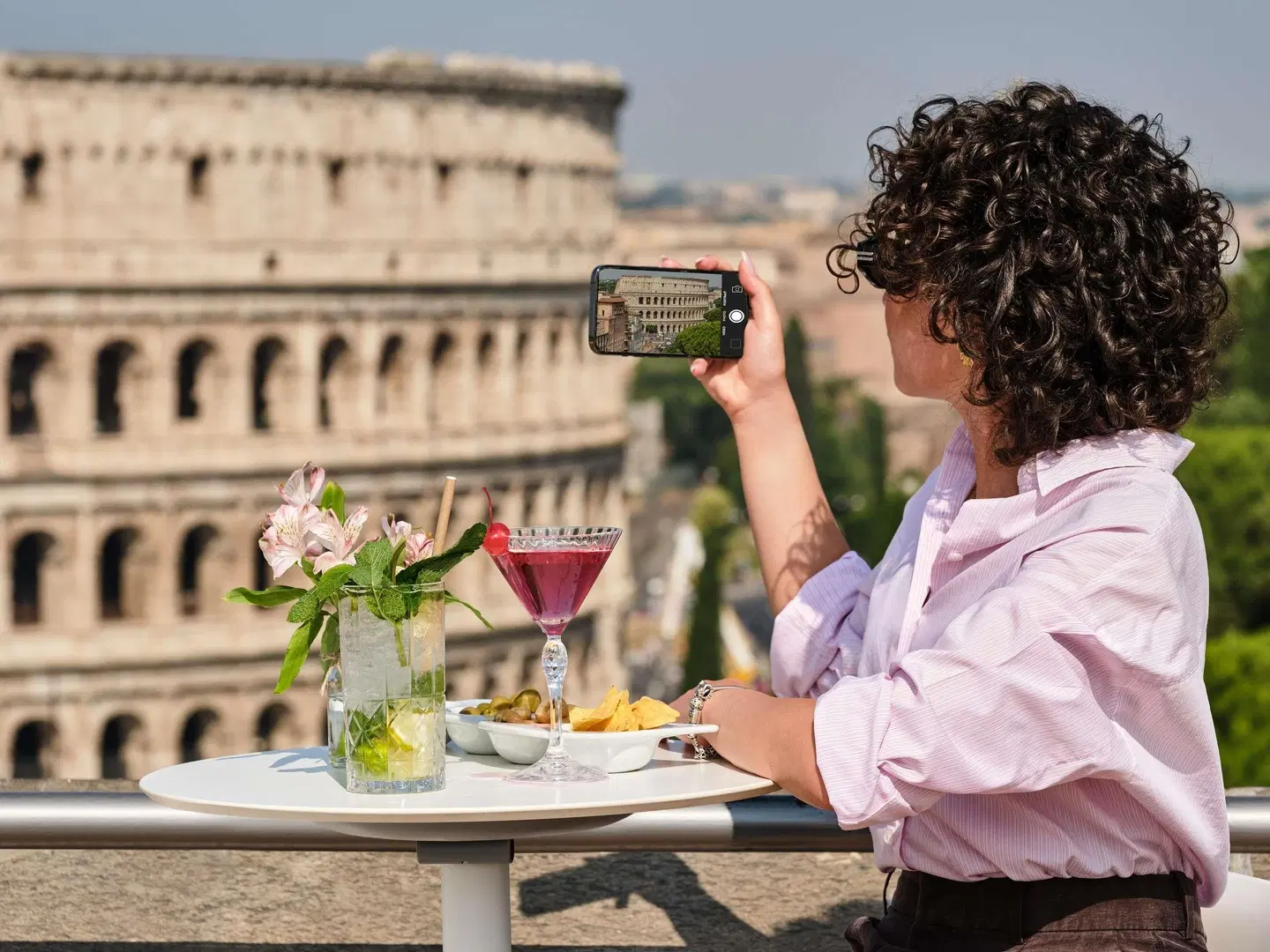 Mercure Rome Colosseum Centre PEOPLE