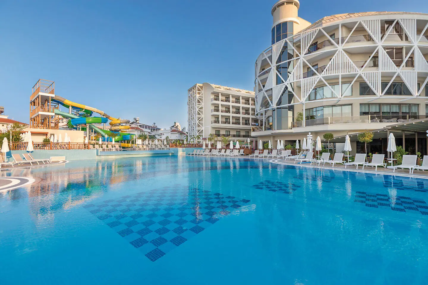 Seashell Vega OUTDOOR_POOL