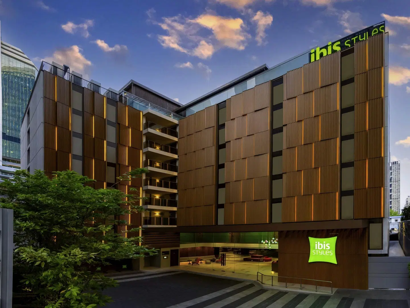ibis Styles Bangkok Silom EXTERIOR