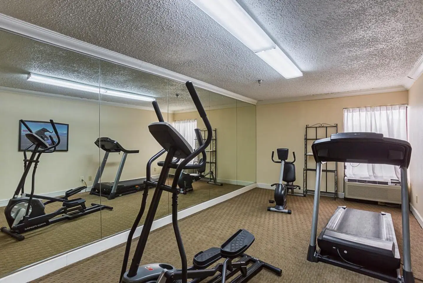 Red Roof Inn Nashville - Music City/Downtown SPORTS_AND_LEISURE