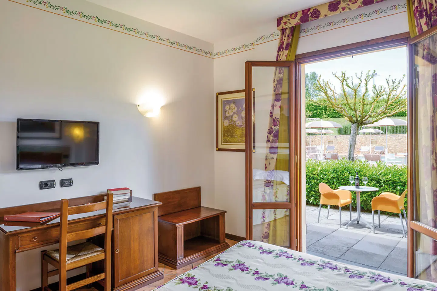 Hotel Sovestro ROOM_EXAMPLE