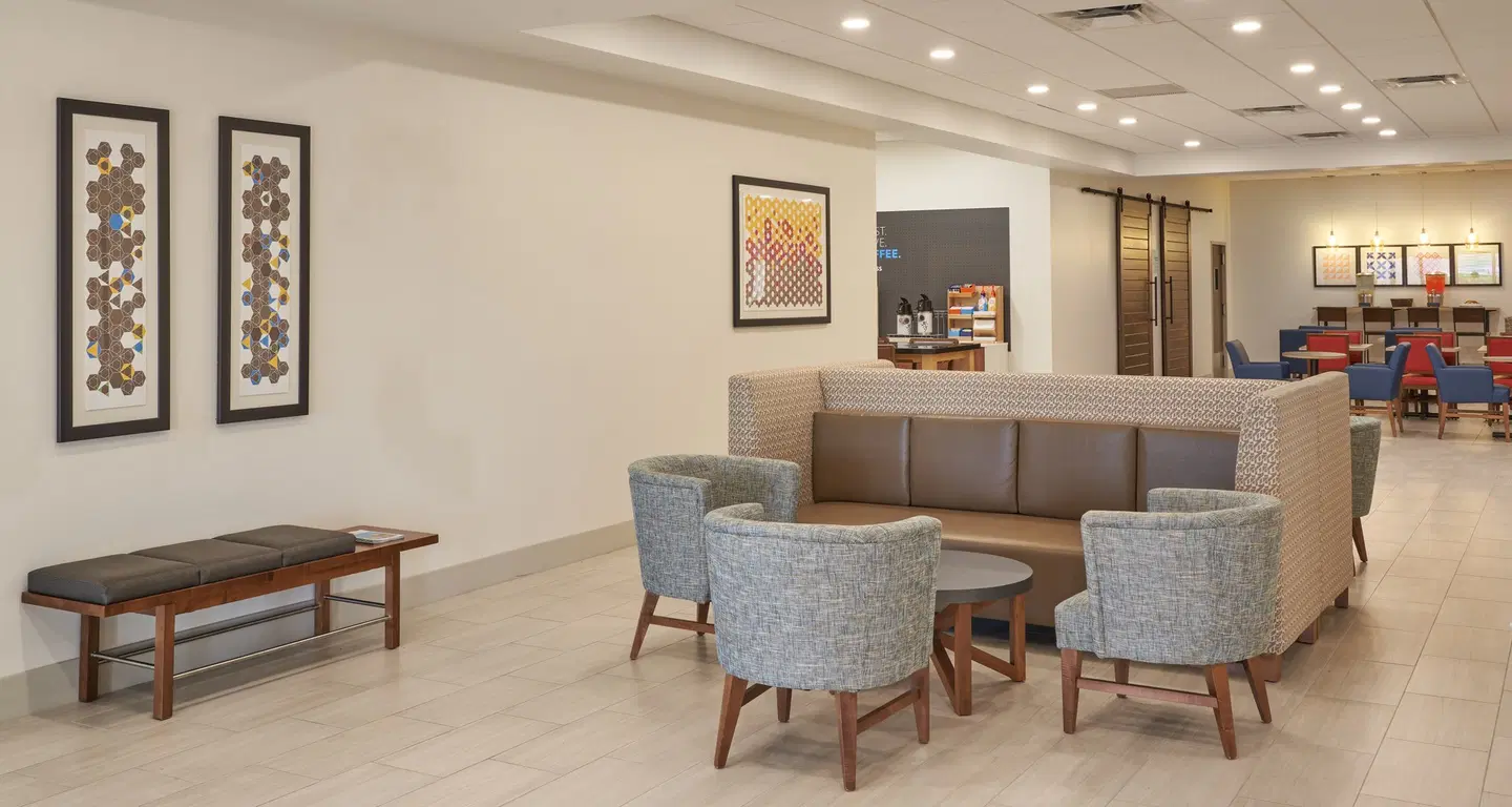 Holiday Inn Express Boca Raton-West by IHG LOUNGE_LOBBY