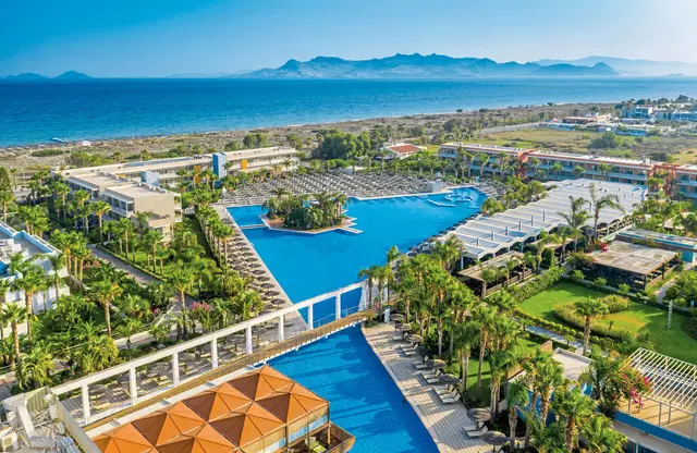 Blue Lagoon Resort OUTDOOR_POOL