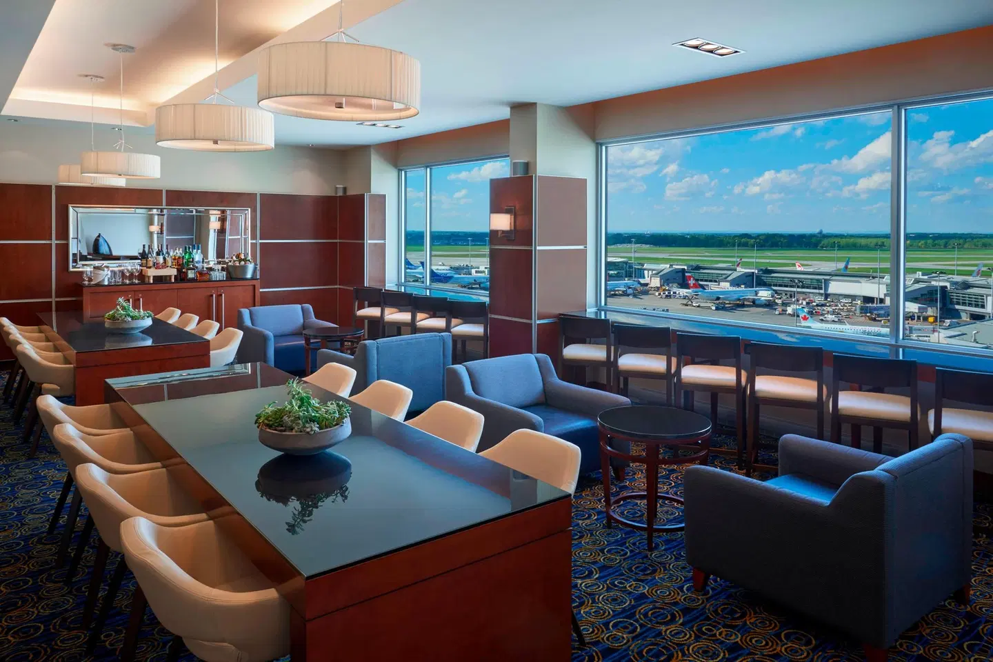 Montreal Airport Marriott In-Terminal Hotel Bar
