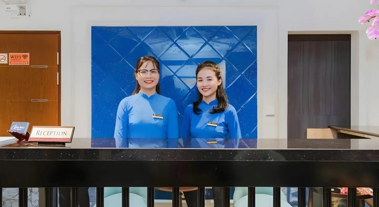 Hanoi Calista Hotel PEOPLE