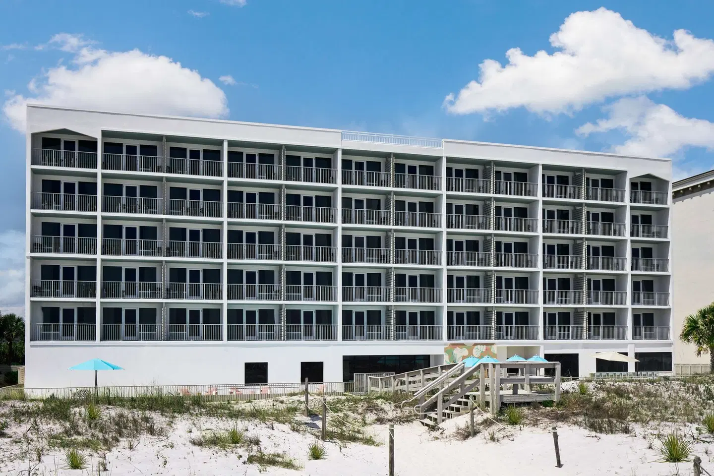 Beal House Fort Walton Beachfront, Tapestry Collection by Hilton EXTERIOR