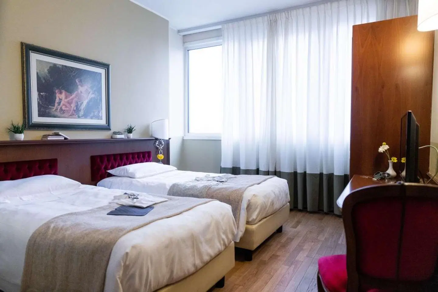 Alga ROOM_EXAMPLE