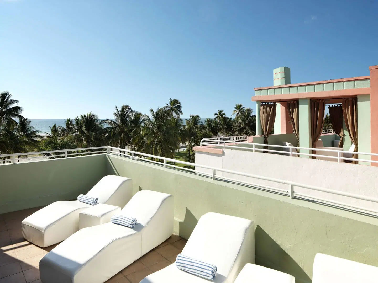 Hilton Vacation Club Crescent on South Beach Miami Terrasse