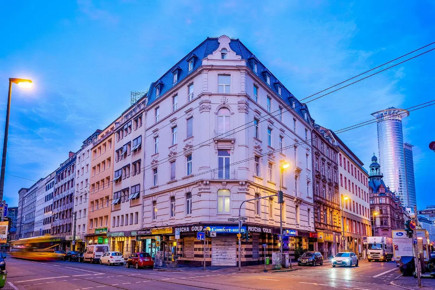 Comfort Hotel Frankfurt Central Station EXTERIOR
