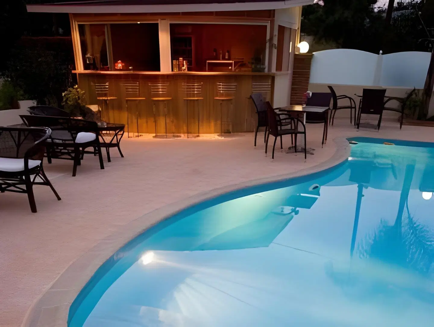 Theoxenia Hotel Apartments Hallenbad