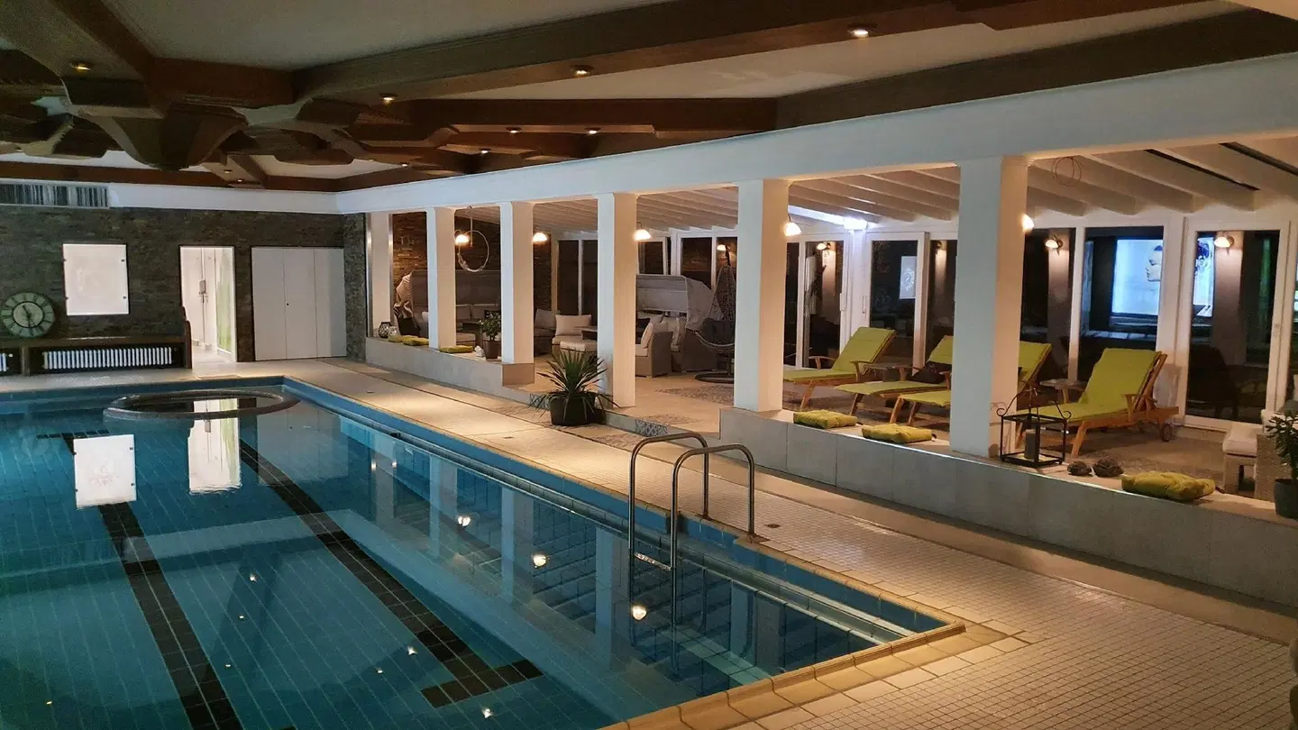 Struck Landhotel & Spa Hallenbad