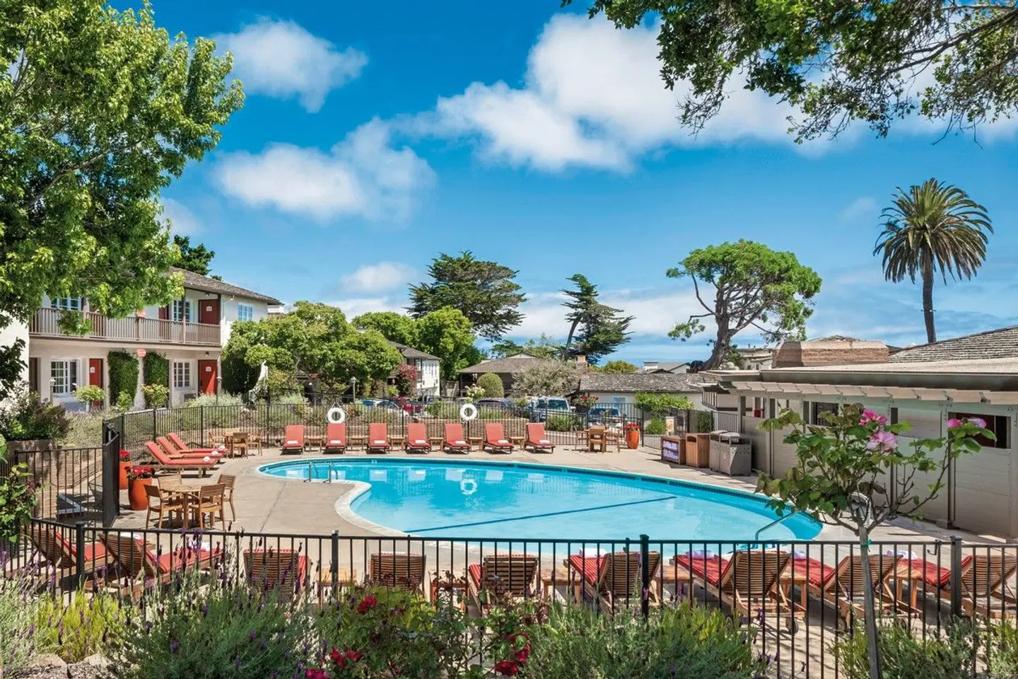 Casa Munras Garden Hotel & Spa OUTDOOR_POOL