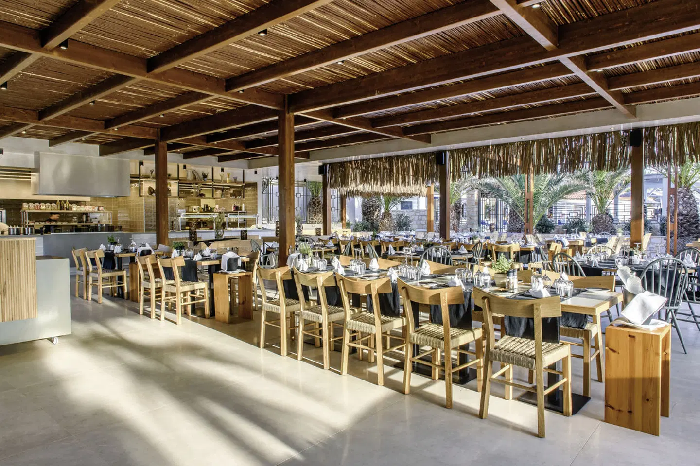 Stella Village Bar