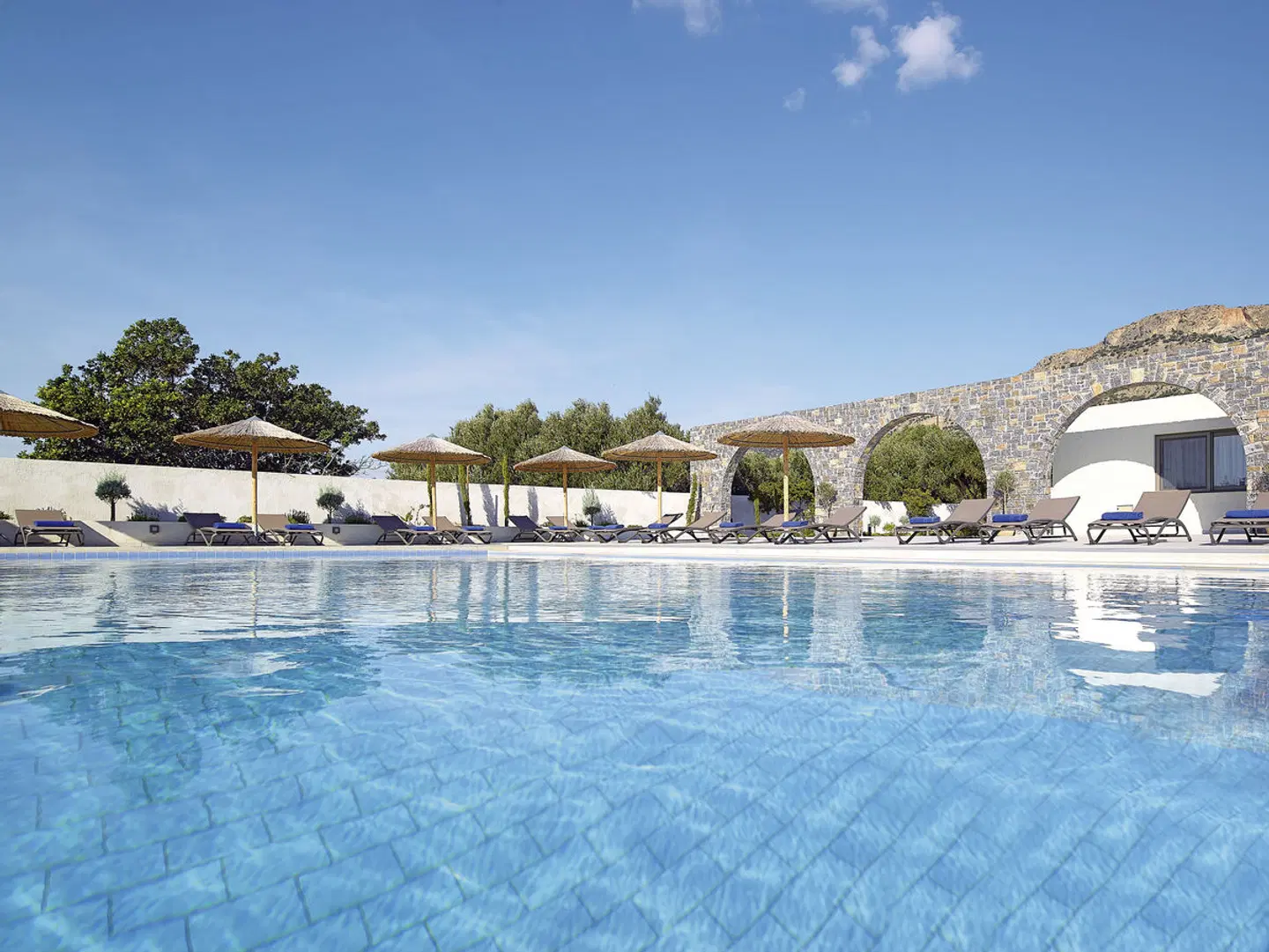 Coriva Beach OUTDOOR_POOL