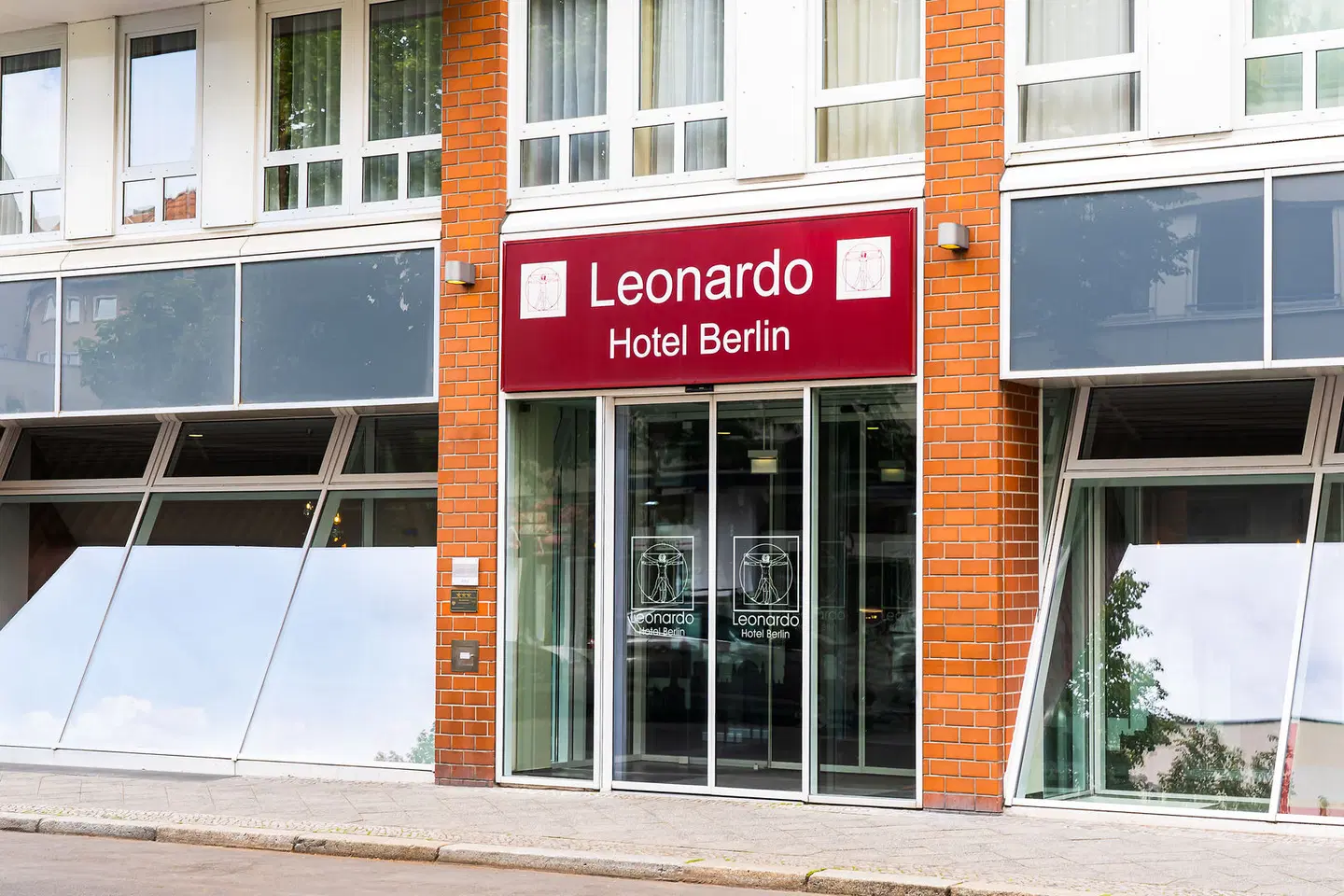 Leonardo Hotel Berlin EXTERIOR