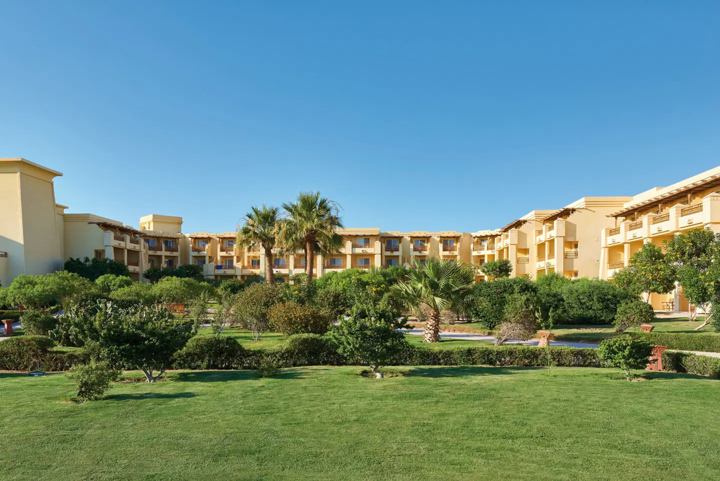 Sheraton Soma Bay Resort EXTERIOR