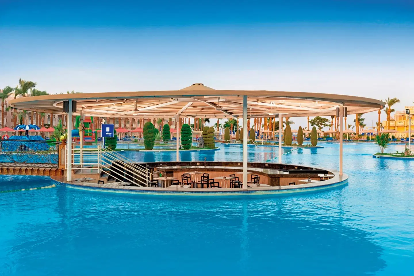Pickalbatros Palace Resort OUTDOOR_POOL