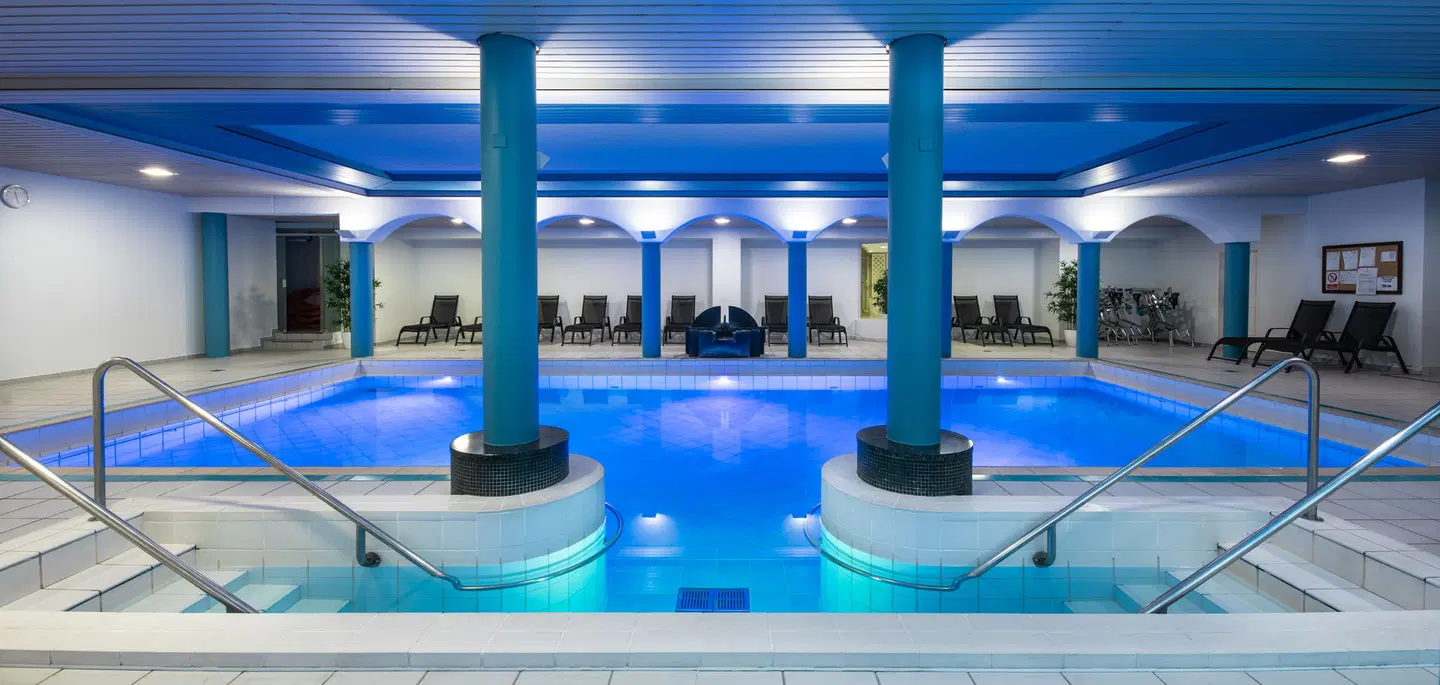 Villa Sassa Hallenbad