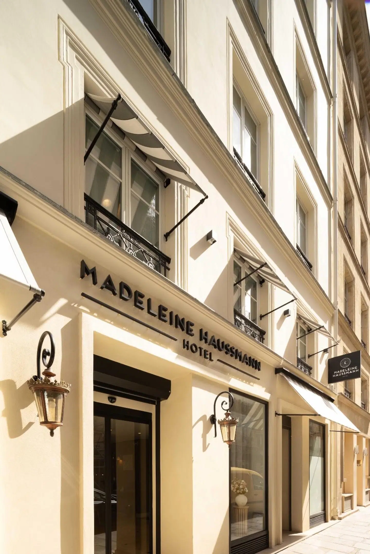 Madeleine Haussmann EXTERIOR